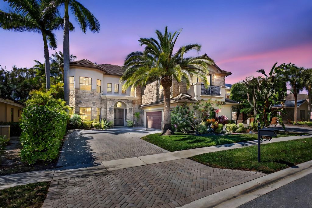 10468 Trianon Place, Wellington, FL 33449