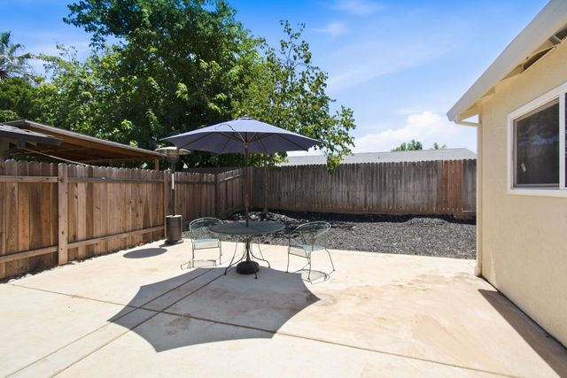 9942 Burline St, Sacramento, CA 95827