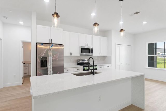 746 MARION OAKS MANOR, Ocala, FL 34473