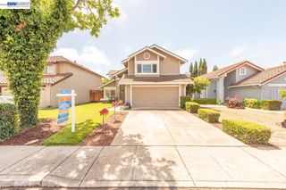 32732 Goshen St, Union City, CA 94587