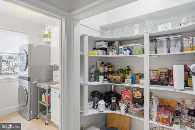 6035 CRIMSON CT, Mclean, VA 22101