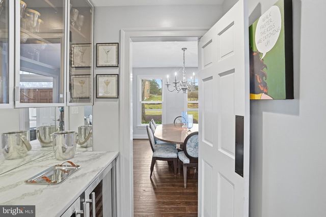 6035 CRIMSON CT, Mclean, VA 22101