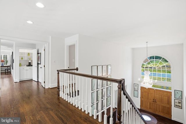 6035 CRIMSON CT, Mclean, VA 22101