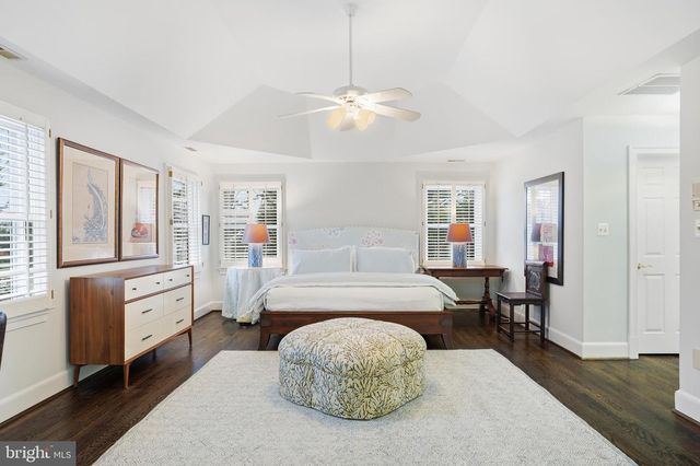 6035 CRIMSON CT, Mclean, VA 22101