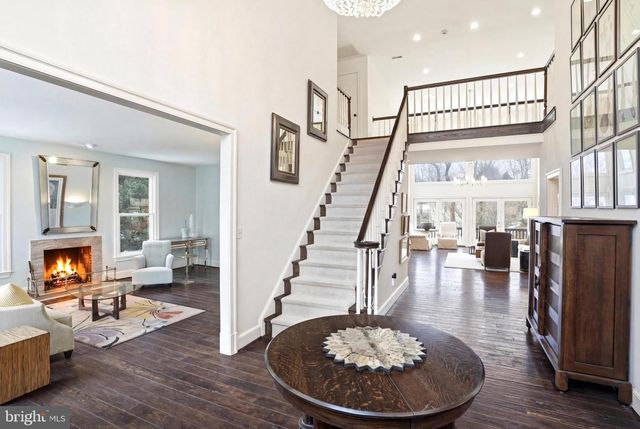 6035 CRIMSON CT, Mclean, VA 22101