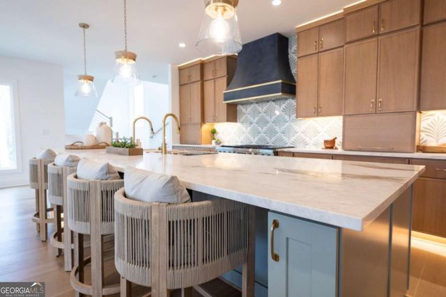 8485 Lynn Drive, Gainesville, GA 30506