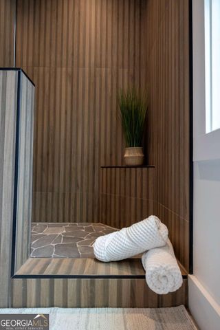 8485 Lynn Drive, Gainesville, GA 30506