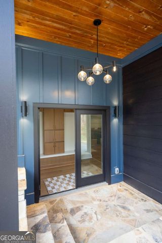 8485 Lynn Drive, Gainesville, GA 30506