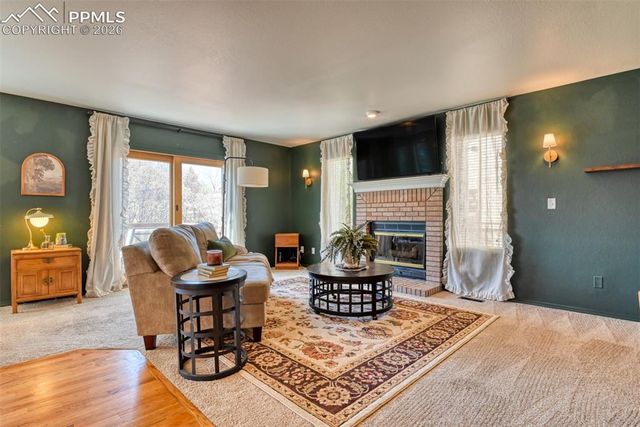 6450 Mesedge Drive, Colorado Springs, CO 80919