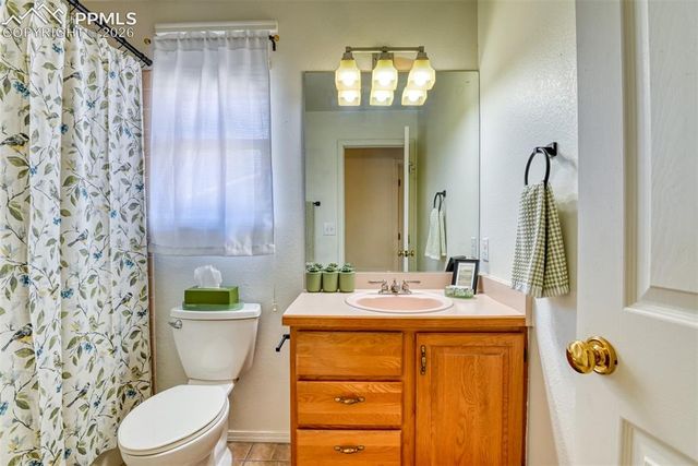 6450 Mesedge Drive, Colorado Springs, CO 80919