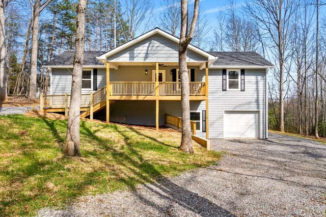 2086 Woodlake Lane, Young Harris, GA 30582