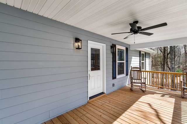 2086 Woodlake Lane, Young Harris, GA 30582
