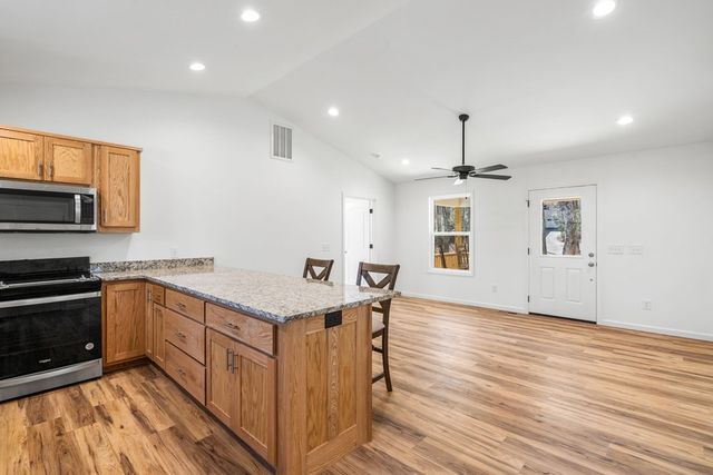 2086 Woodlake Lane, Young Harris, GA 30582