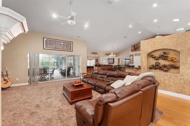 29 SE OCALE WAY, Summerfield, FL 34491