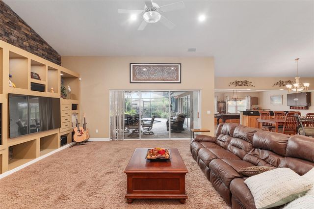 29 SE OCALE WAY, Summerfield, FL 34491