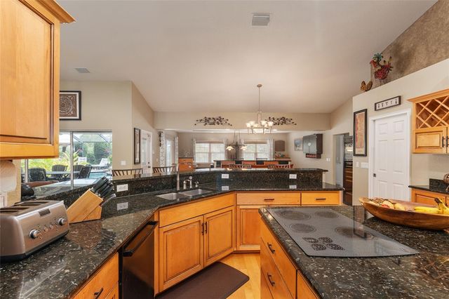 29 SE OCALE WAY, Summerfield, FL 34491