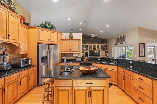 29 SE OCALE WAY, Summerfield, FL 34491