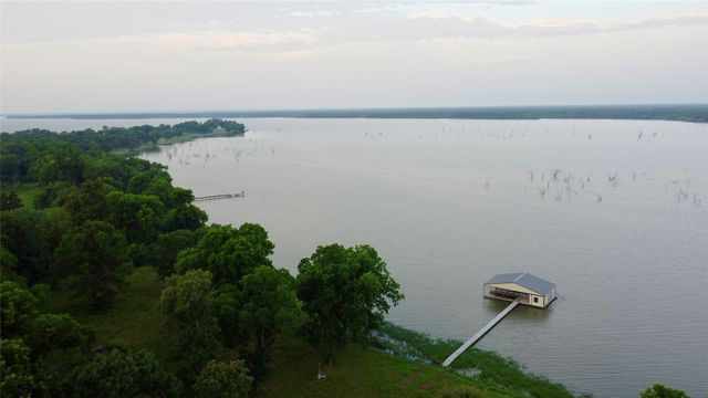 2085 S Oaks Lane, Lone Oak, TX 75453