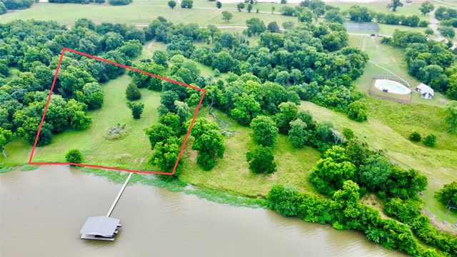 2085 S Oaks Lane, Lone Oak, TX 75453