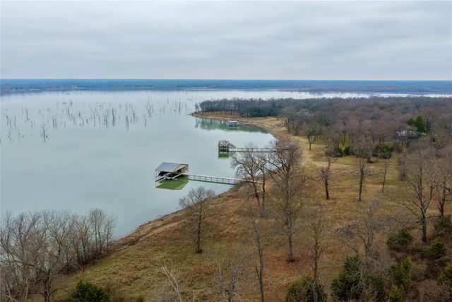 2085 S Oaks Lane, Lone Oak, TX 75453