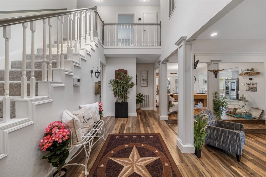 Image 2 of property listing at 1815 Cobblestone Court, Richmond, TX 77406