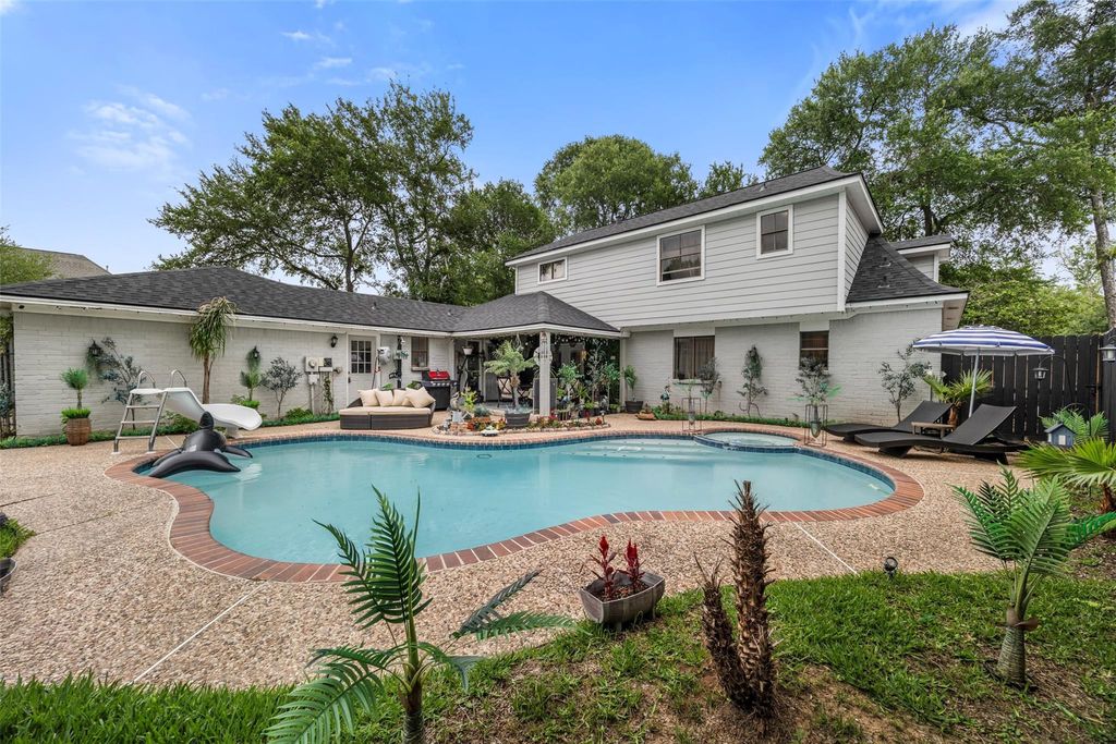 Image 25 of property listing at 1815 Cobblestone Court, Richmond, TX 77406