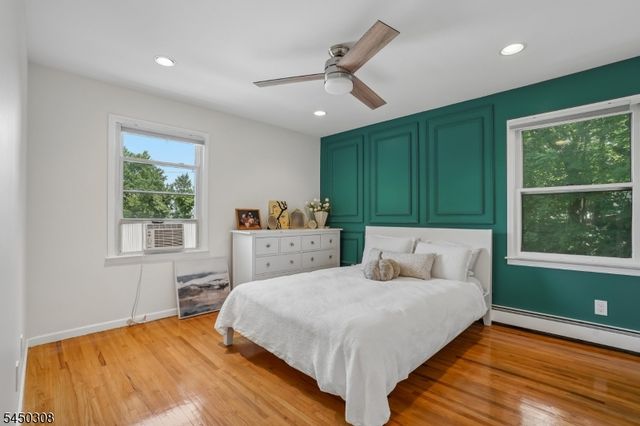 35 Iroquois Ave, Lincoln Park Boro, NJ 07035