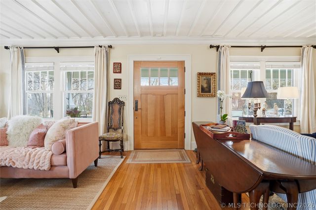 1315 S Guthrie Avenue, Tulsa, OK 74119