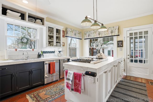 1315 S Guthrie Avenue, Tulsa, OK 74119