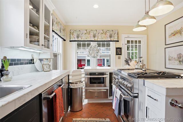 1315 S Guthrie Avenue, Tulsa, OK 74119