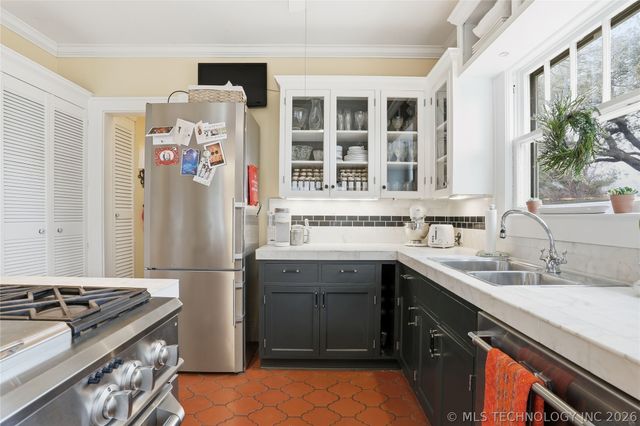 1315 S Guthrie Avenue, Tulsa, OK 74119