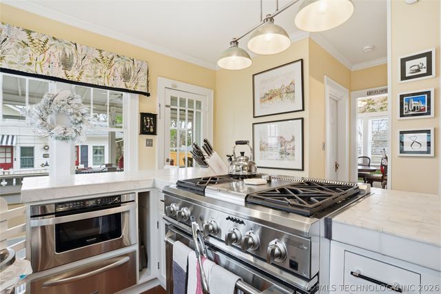 1315 S Guthrie Avenue, Tulsa, OK 74119