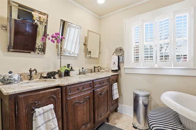 1315 S Guthrie Avenue, Tulsa, OK 74119