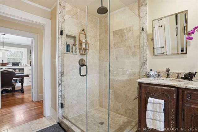 1315 S Guthrie Avenue, Tulsa, OK 74119