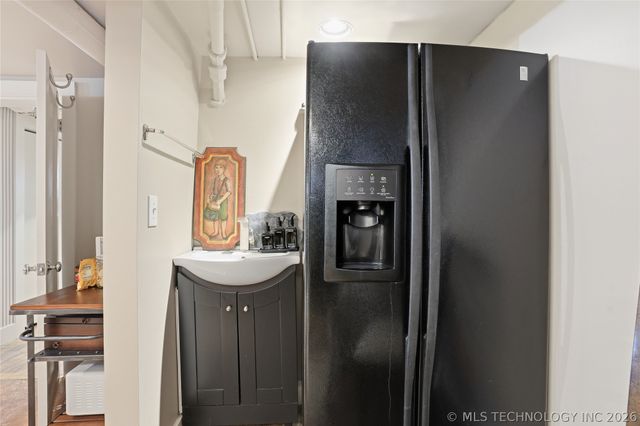 1315 S Guthrie Avenue, Tulsa, OK 74119