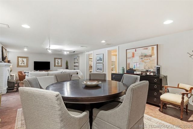 1315 S Guthrie Avenue, Tulsa, OK 74119