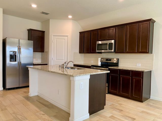 122 Rain Cloud Drive, Waxahachie, TX 75165