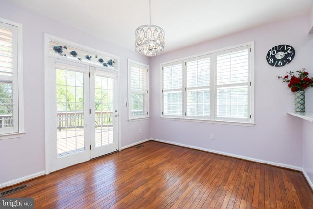 211 ROBIN REDBREAST RD, Newark, DE 19711
