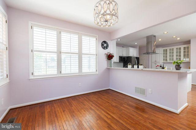 211 ROBIN REDBREAST RD, Newark, DE 19711