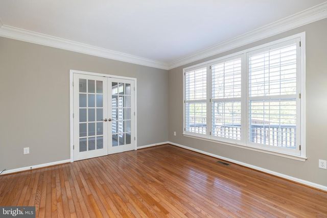211 ROBIN REDBREAST RD, Newark, DE 19711