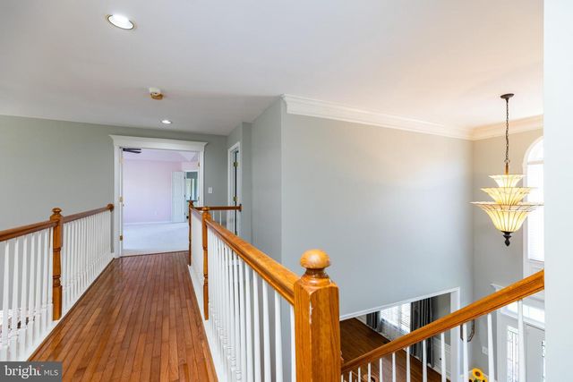 211 ROBIN REDBREAST RD, Newark, DE 19711