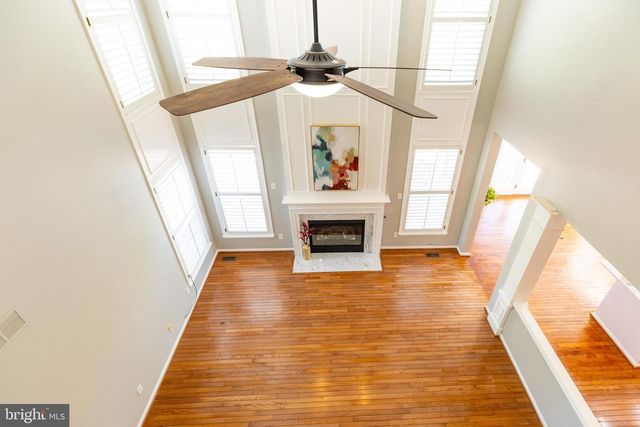 211 ROBIN REDBREAST RD, Newark, DE 19711