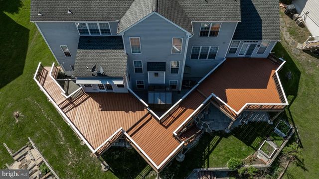211 ROBIN REDBREAST RD, Newark, DE 19711