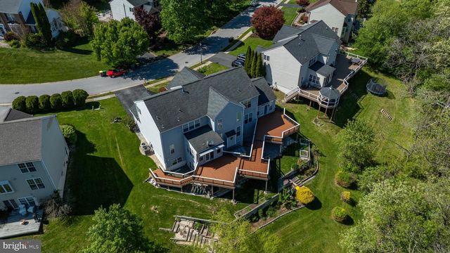 211 ROBIN REDBREAST RD, Newark, DE 19711