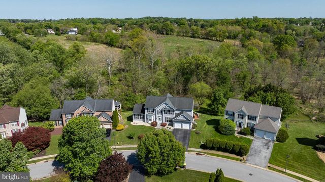 211 ROBIN REDBREAST RD, Newark, DE 19711