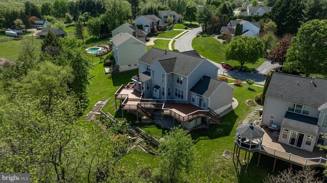 211 ROBIN REDBREAST RD, Newark, DE 19711