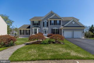 211 ROBIN REDBREAST RD, Newark, DE 19711