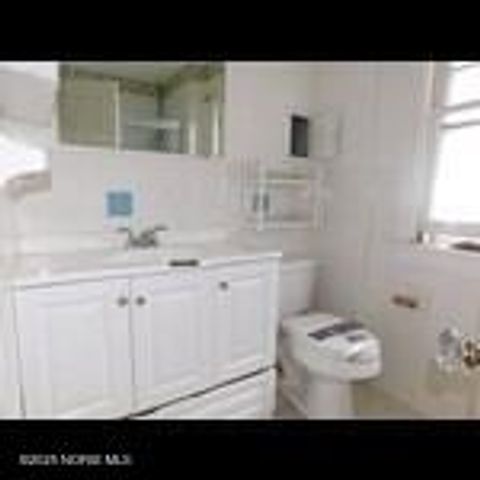 4352 Berwick Avenue, Toledo, OH 43612