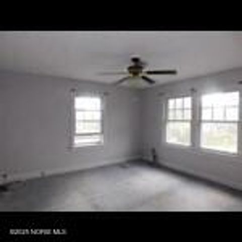 4352 Berwick Avenue, Toledo, OH 43612