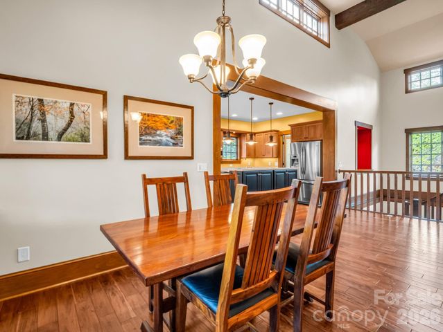 29 Crockett Ridge Road, Black Mountain, NC 28711